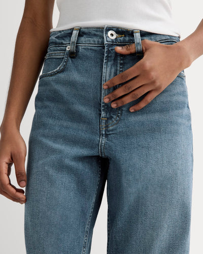 Jeans straight fit – ponadczasowe i uniwersalne