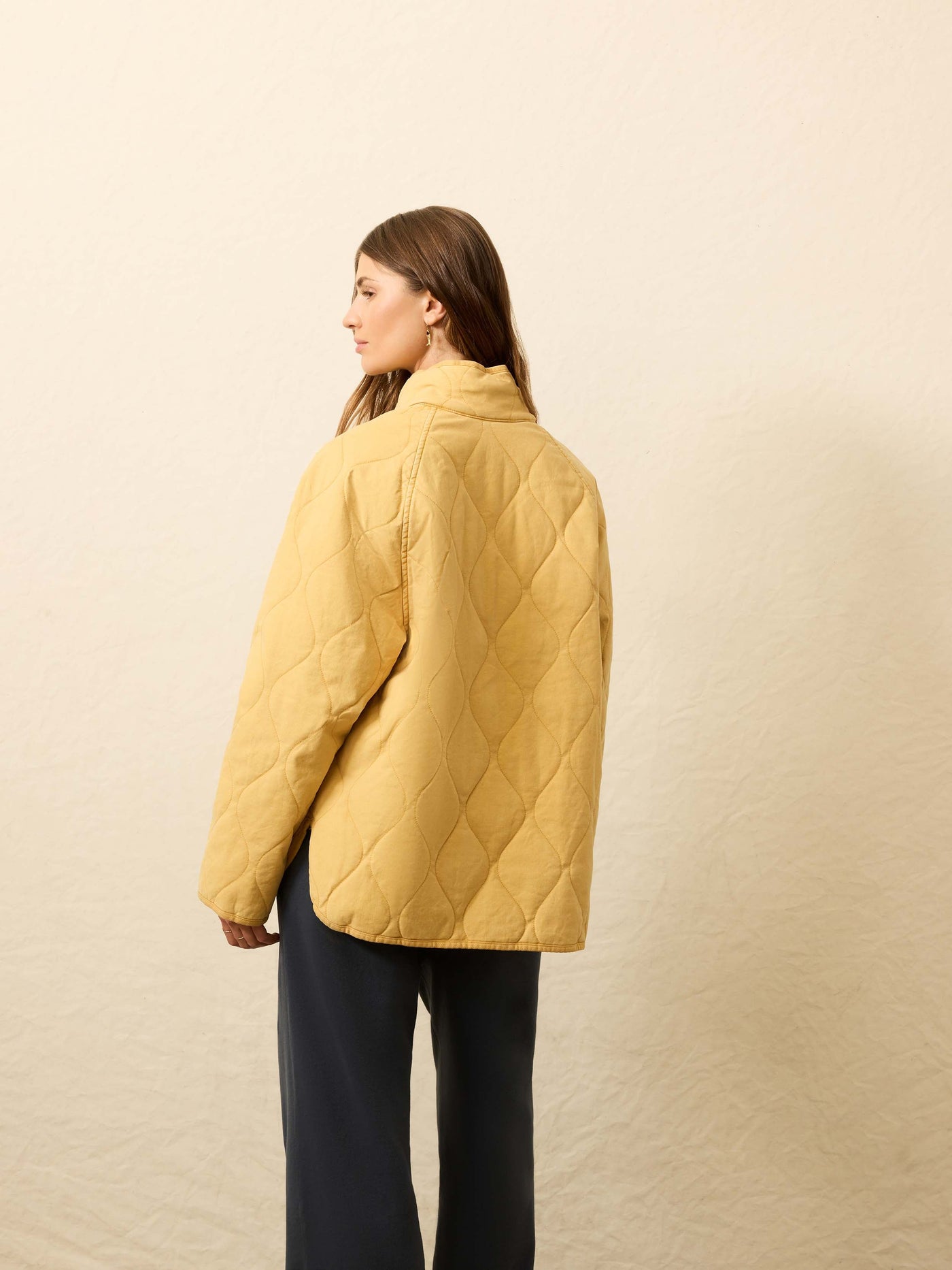 Pikowana kurtka – casual i wygodna
